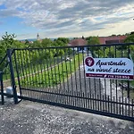 Na Vinne Stezce Apartment
