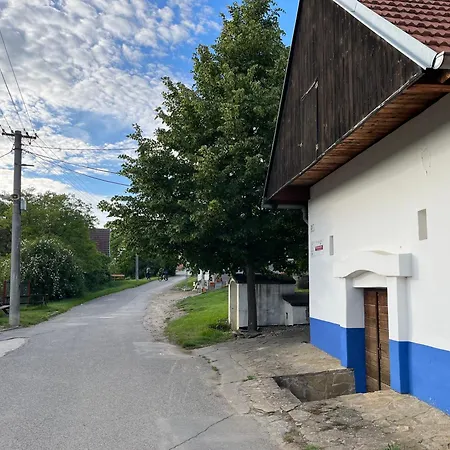Na Vinne Stezce Blatnice pod Svatym Antoninkem